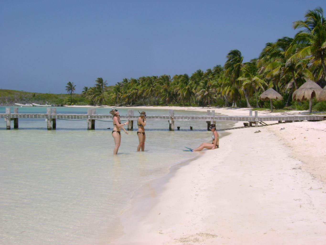 contoy island beach