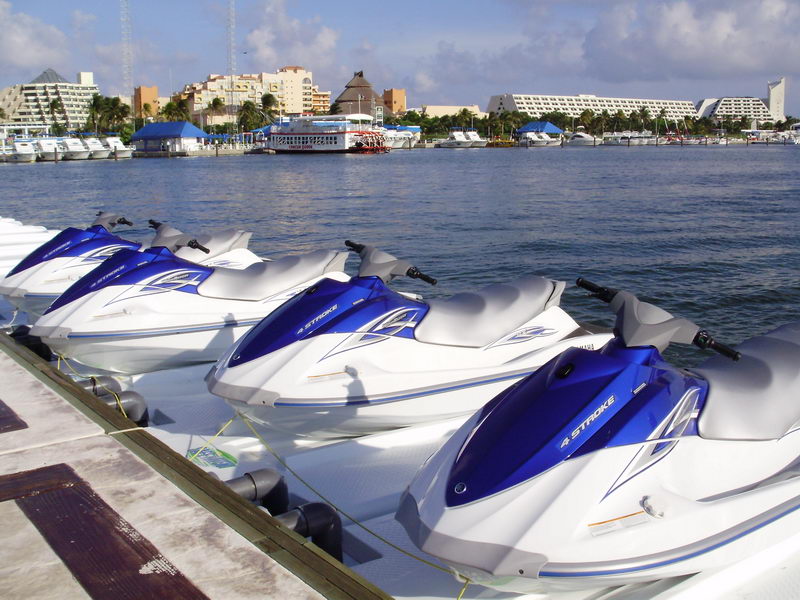 Cancun waverunner
