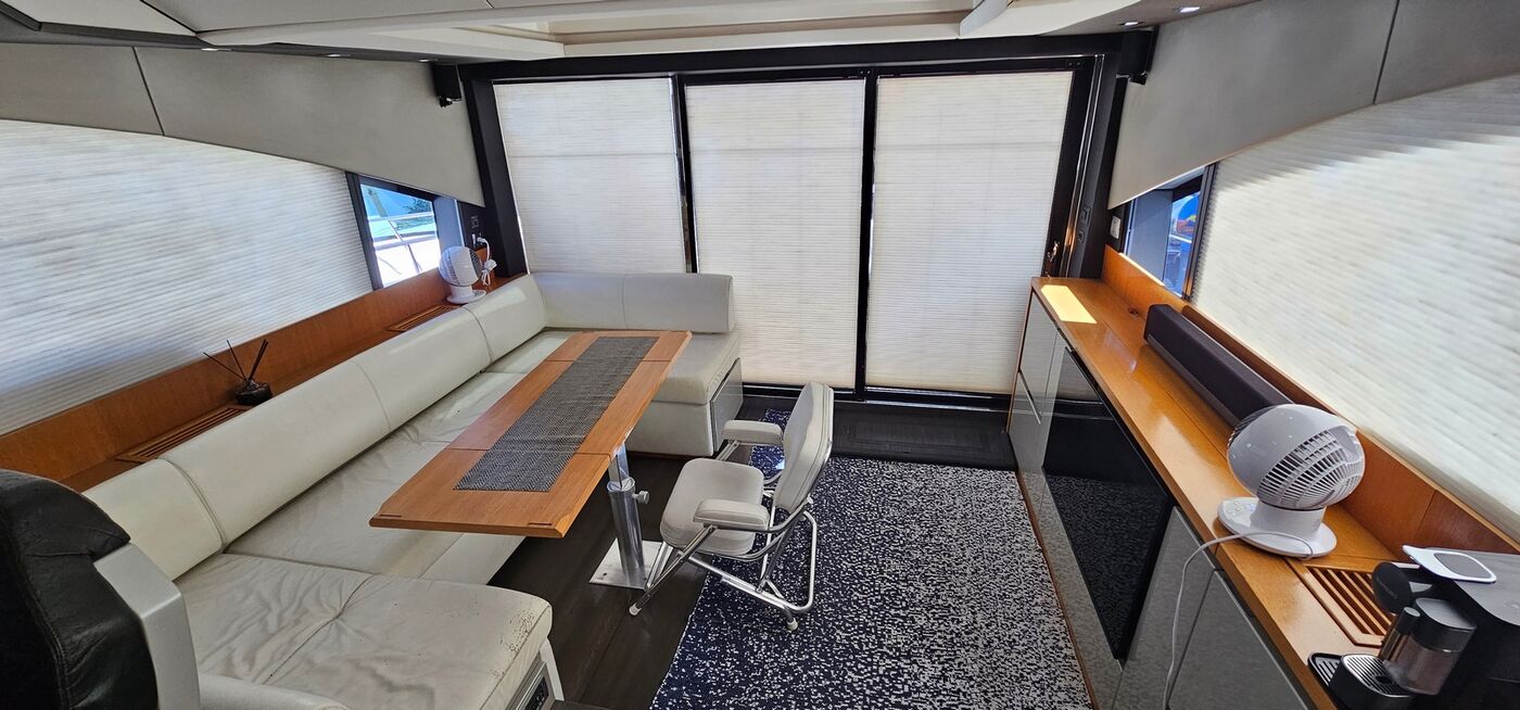 Fairline 60