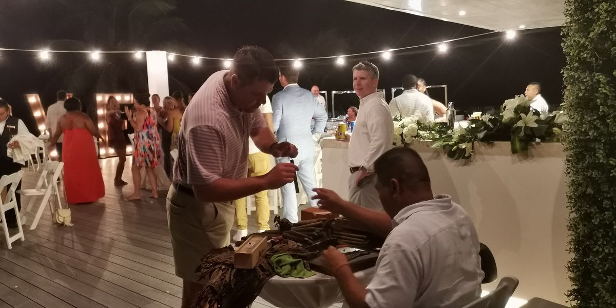 Wedding cigar rollers