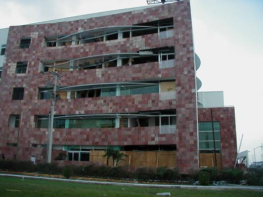 Hurricane Wilma Cancun 2005 Hospital Amerimed