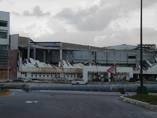 Hurricane Wilma Cancun 2005 Shopping mall