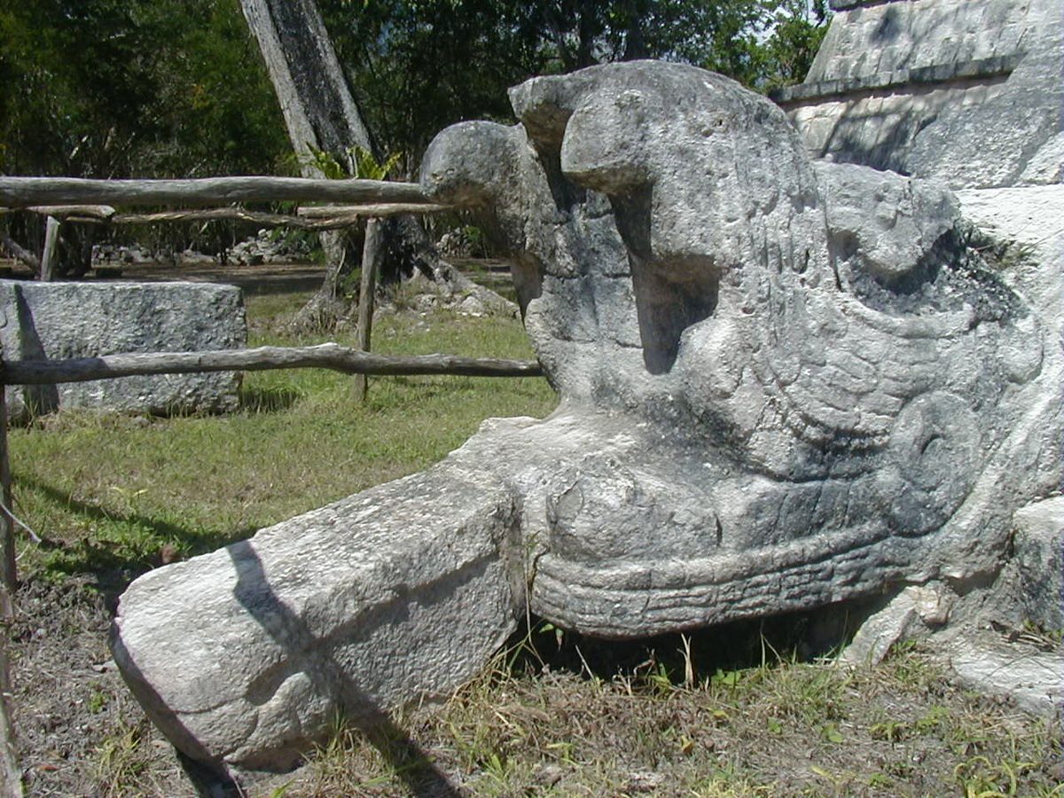 Pirámide maya de Chichén Itzá Yucatán