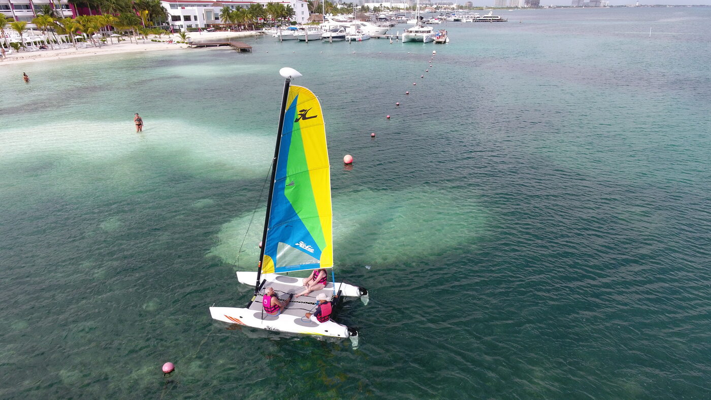 Hobie Cat rental Cancun