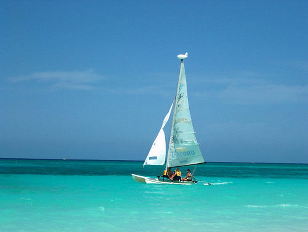 Hobie Cat rental Cancun
