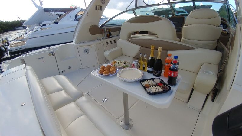 Sea Ray 41 ft Yacht for Rent in Cancun