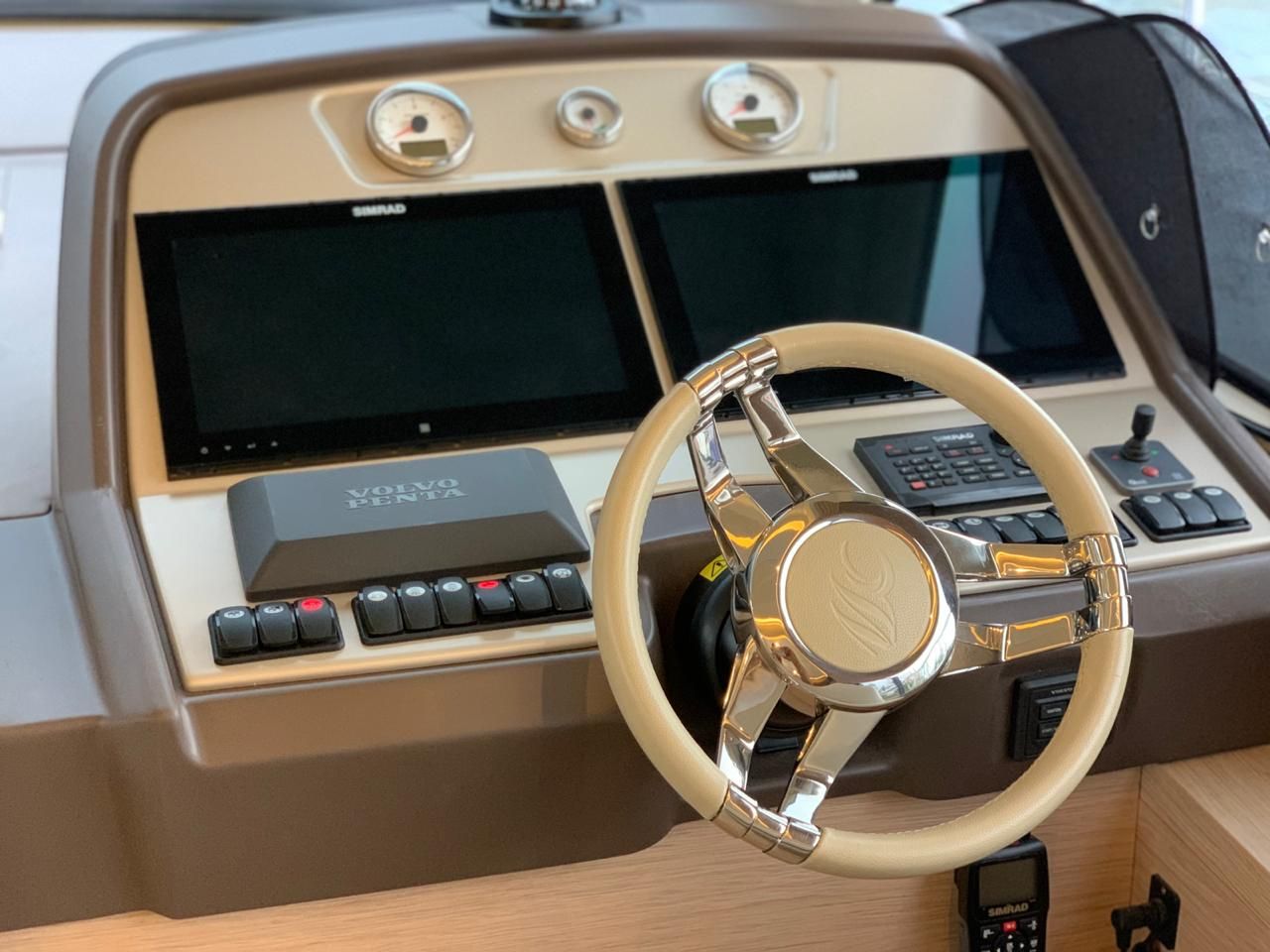 Monte Carlo Flybridge Yacht with Modern Design