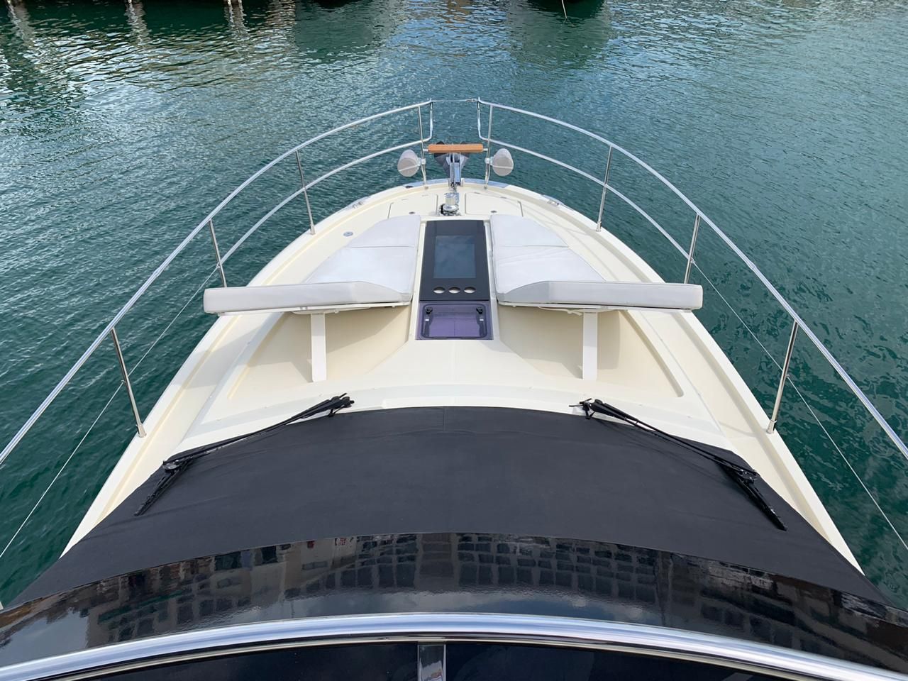 Monte Carlo Flybridge Yacht with Modern Design