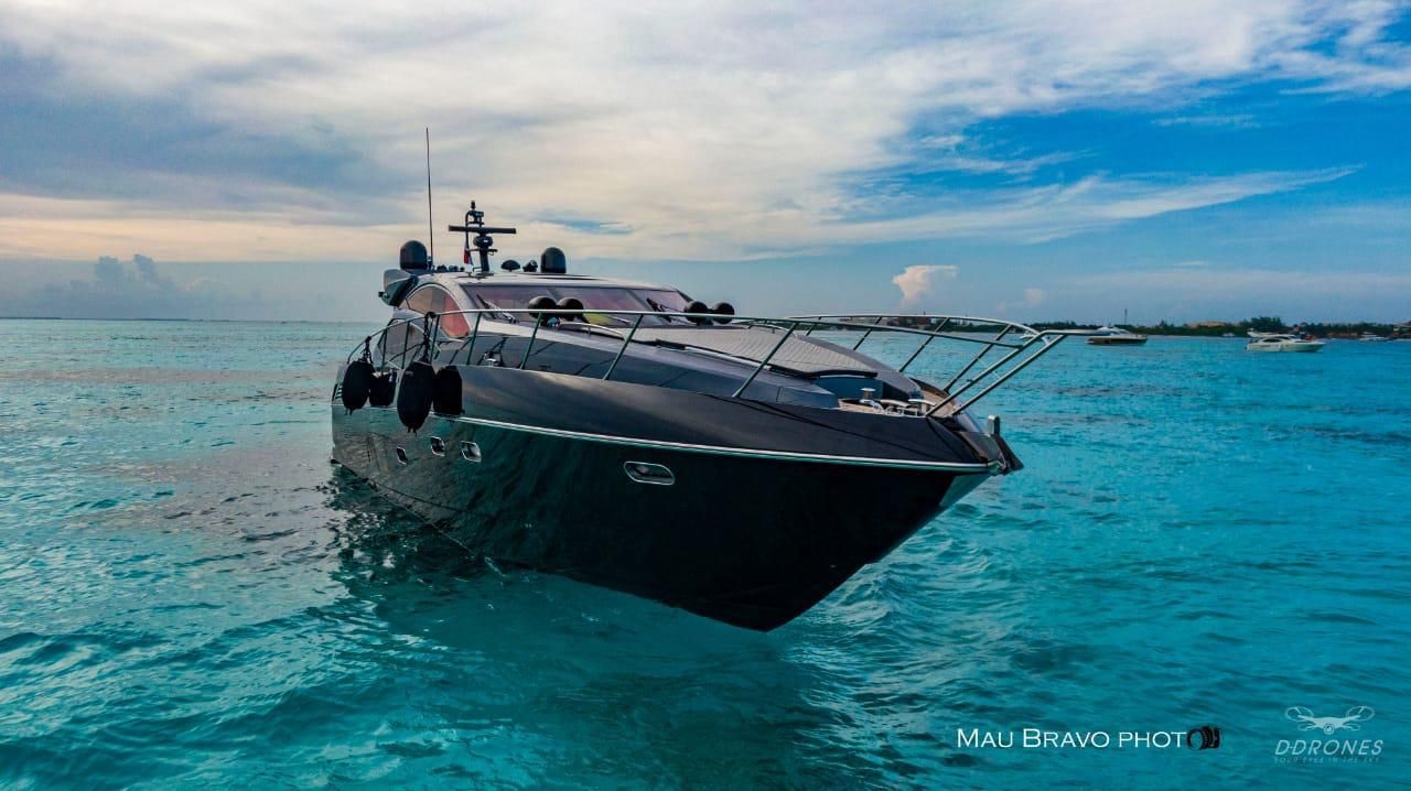 Sunseeker Predator 64 Yacht "Truco" in Cancun