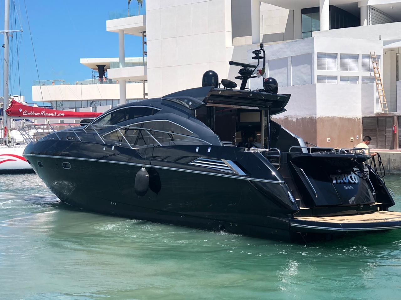 Sunseeker Predator 64 Yacht "Truco" in Cancun