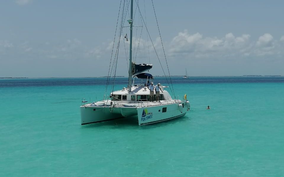 Overnight and long tours on Catamaran