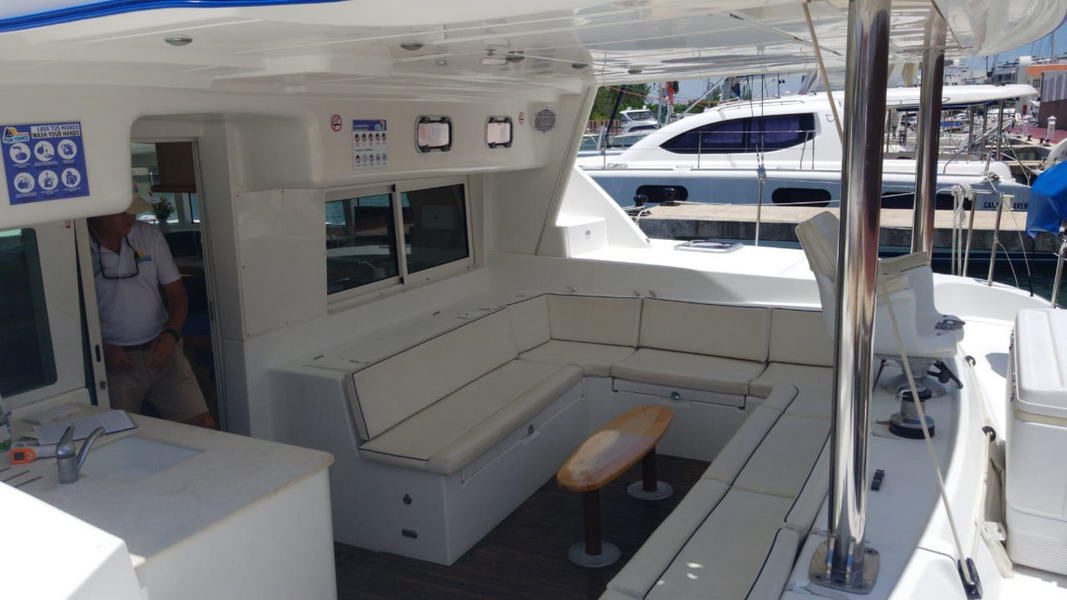 Overnight and long tours on Catamaran