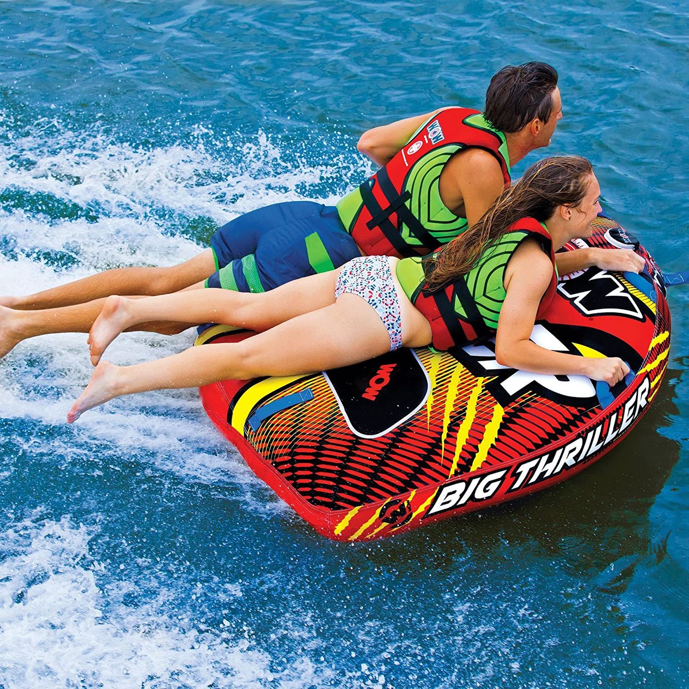 Towable tubes water toys with yacht