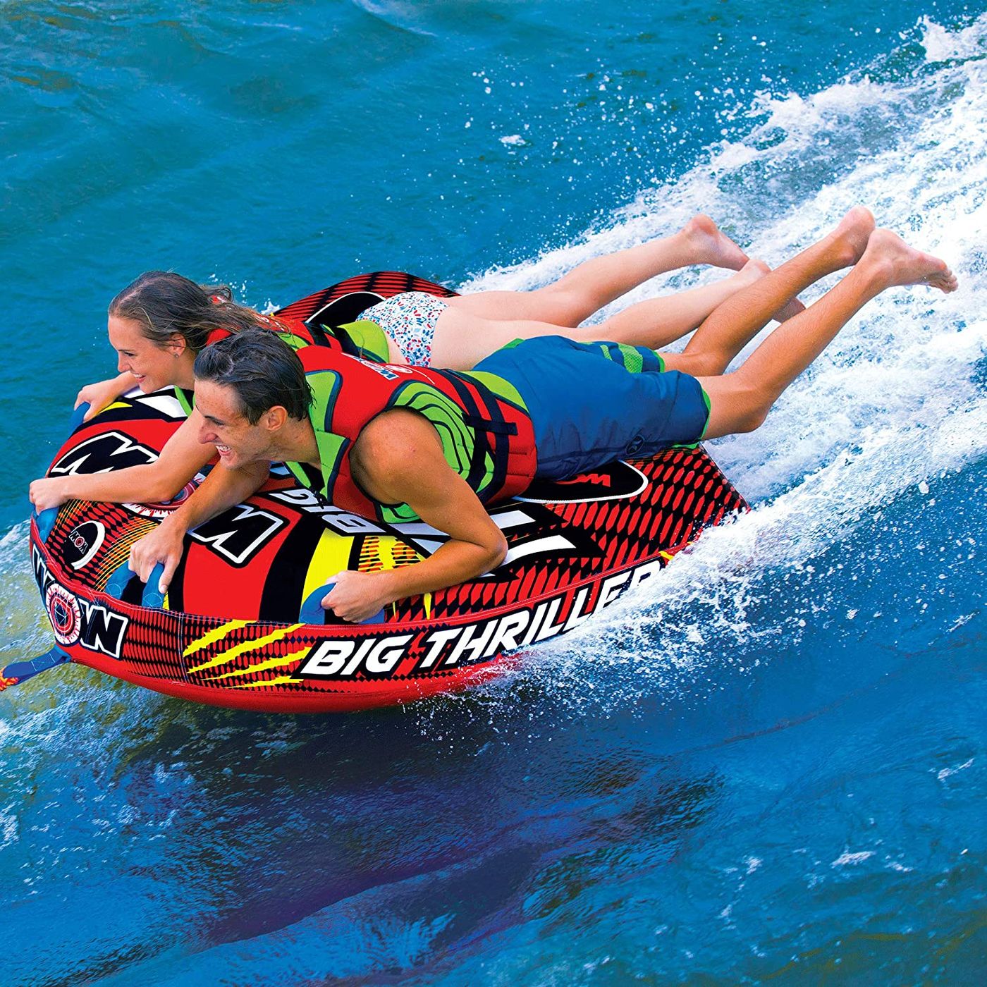 Towable tubes water toys with yacht