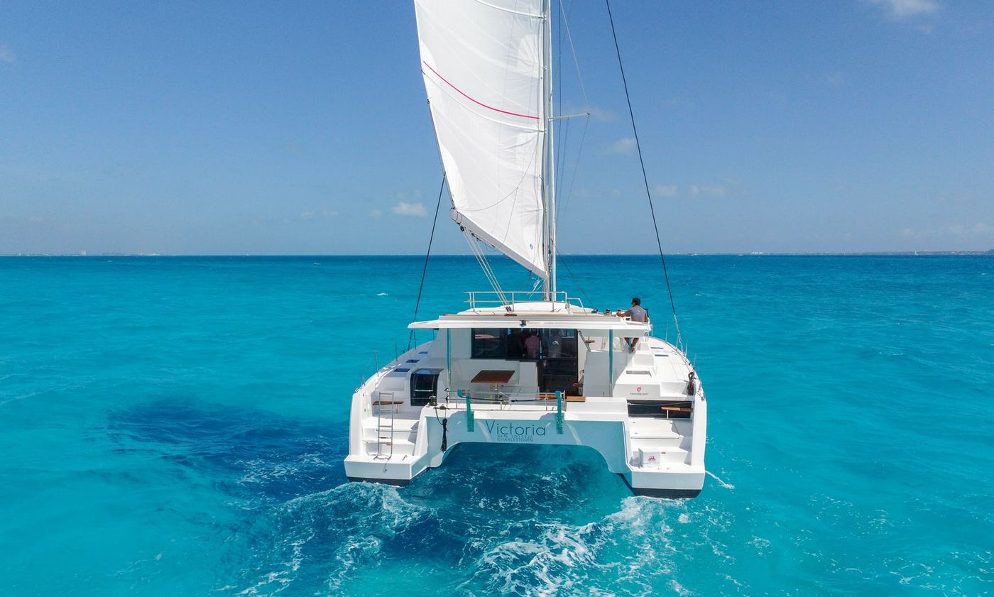 Luxury 47 ft Catamaran for Private Groups in Cancun