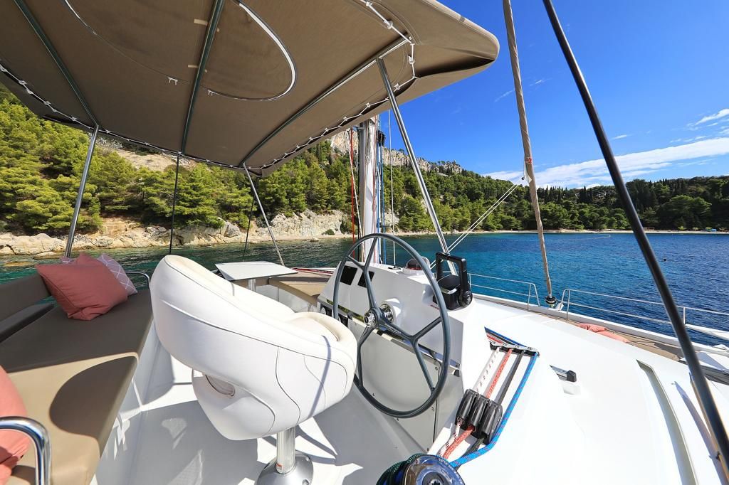 Bali 4.5 Catamaran (45 ft, 2022) in Cancun