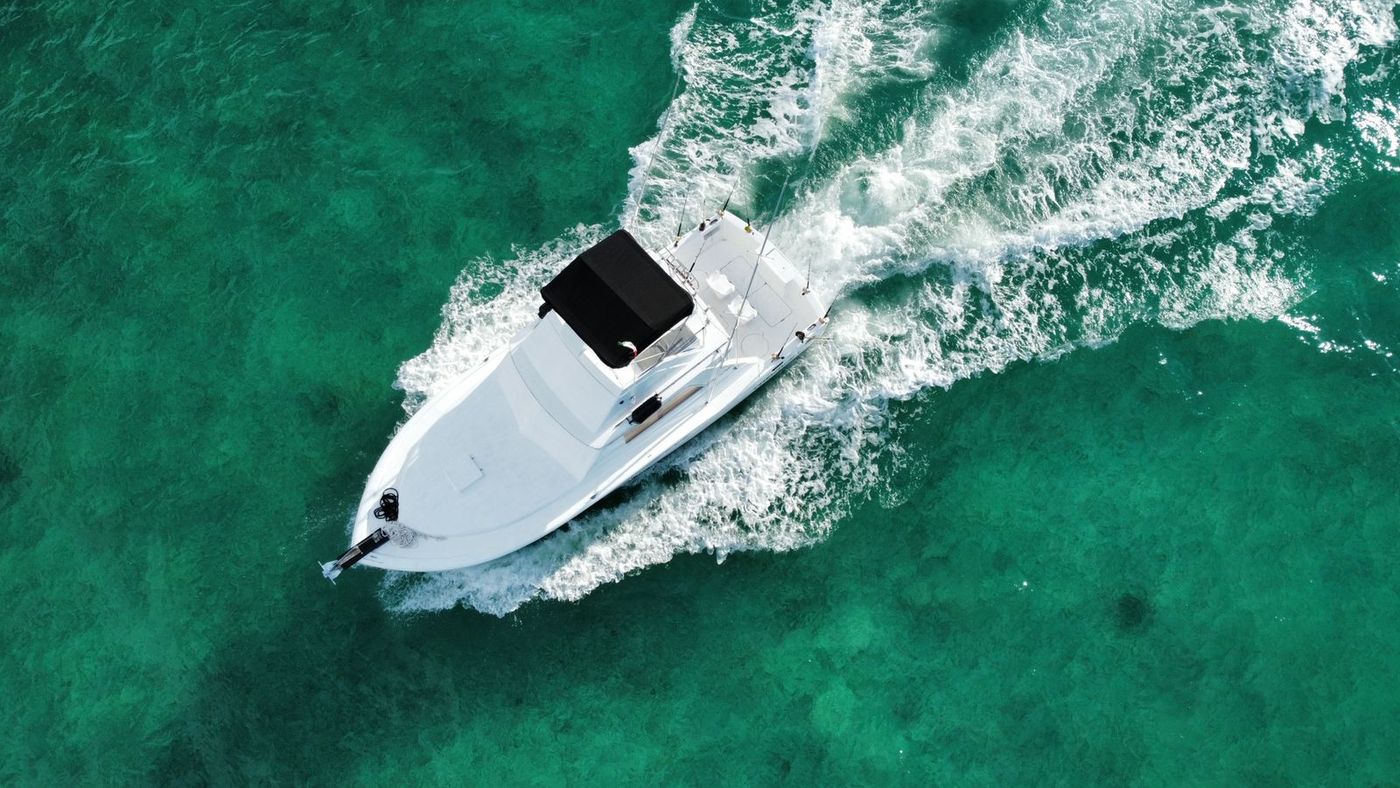 33 ft Deep-Sea Fishing Boat in Cancun and Isla Mujeres