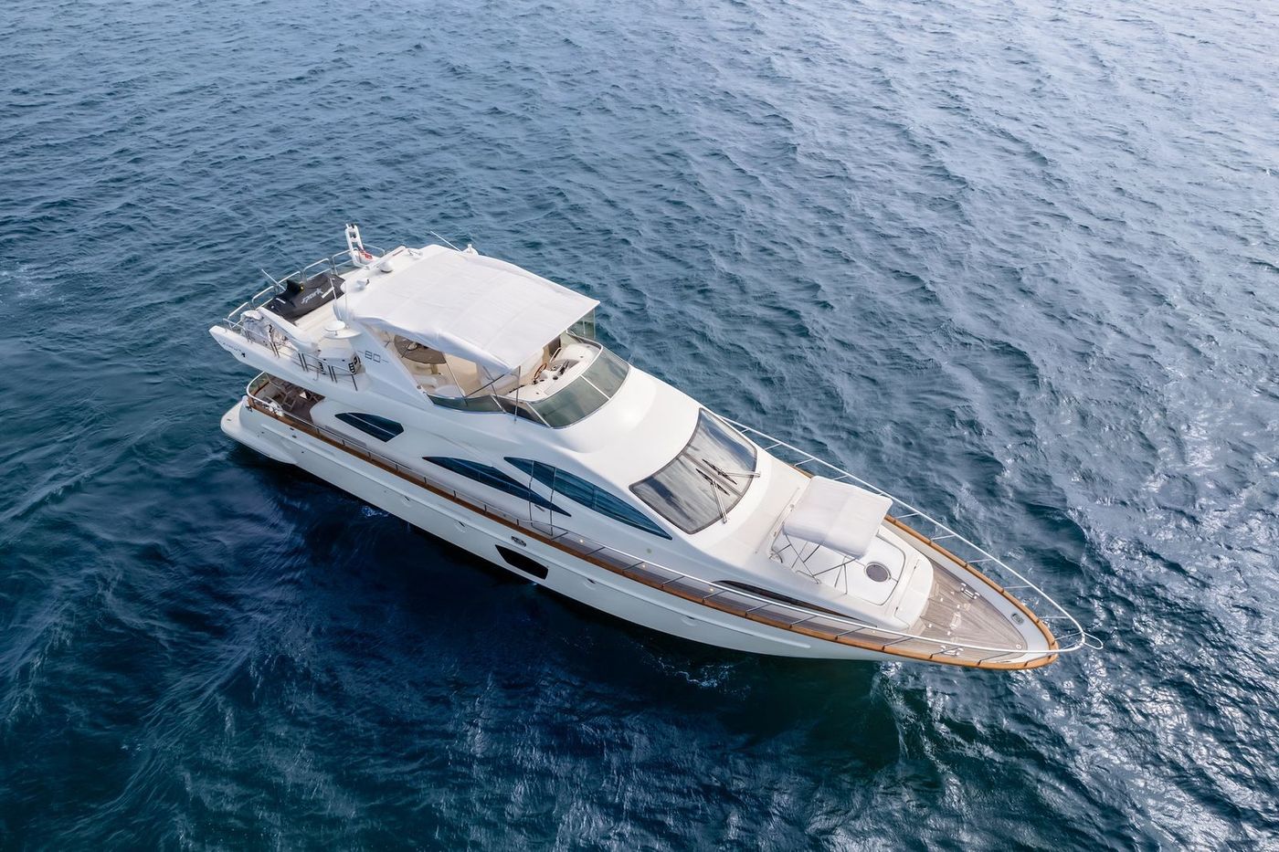 Azimut 80 Flybridge Mega Yacht with Toys in Cancun