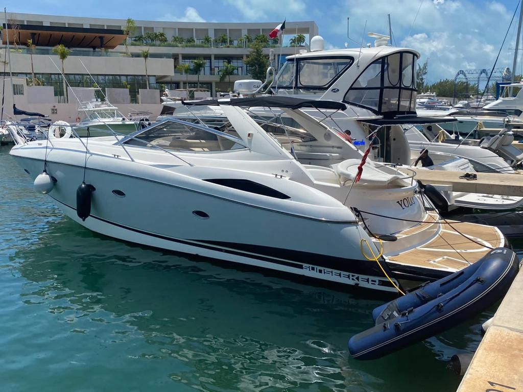 Sunseeker 51 Yacht for 12 Guests in Cancun