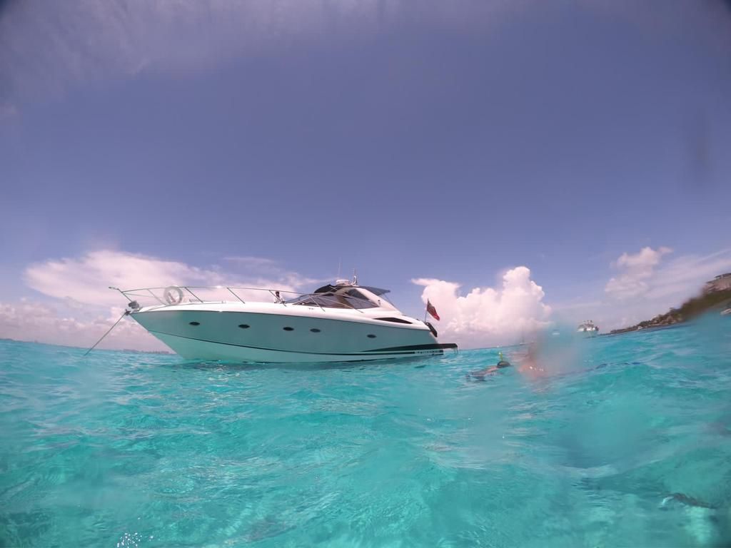 Sunseeker 51 Yacht for 12 Guests in Cancun