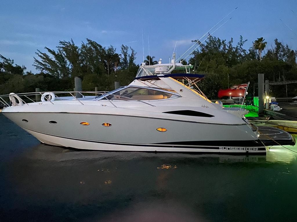 Sunseeker 51 Yacht for 12 Guests in Cancun