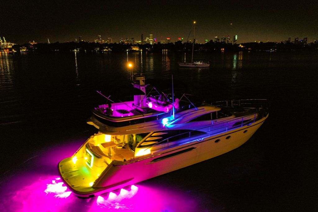 Fairline 68 Luxury Yacht at Playa Mujeres