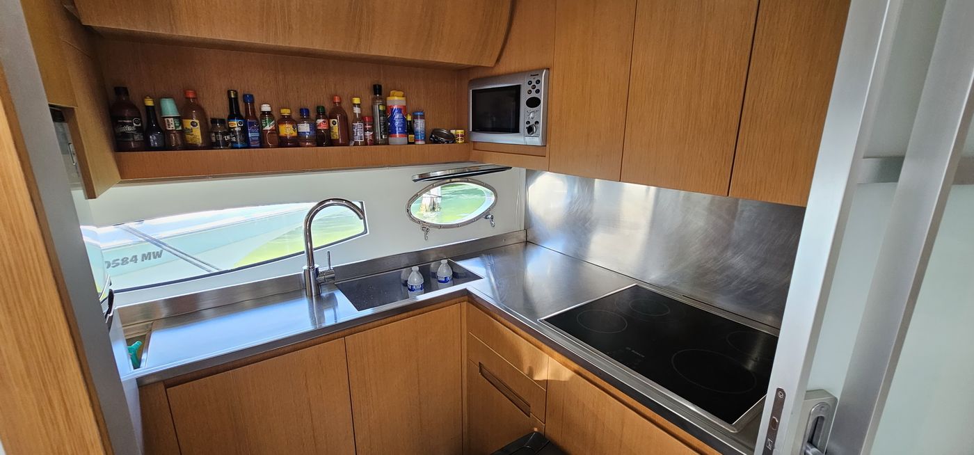 Pershing 60 Luxury Yacht Charter in Cancun
