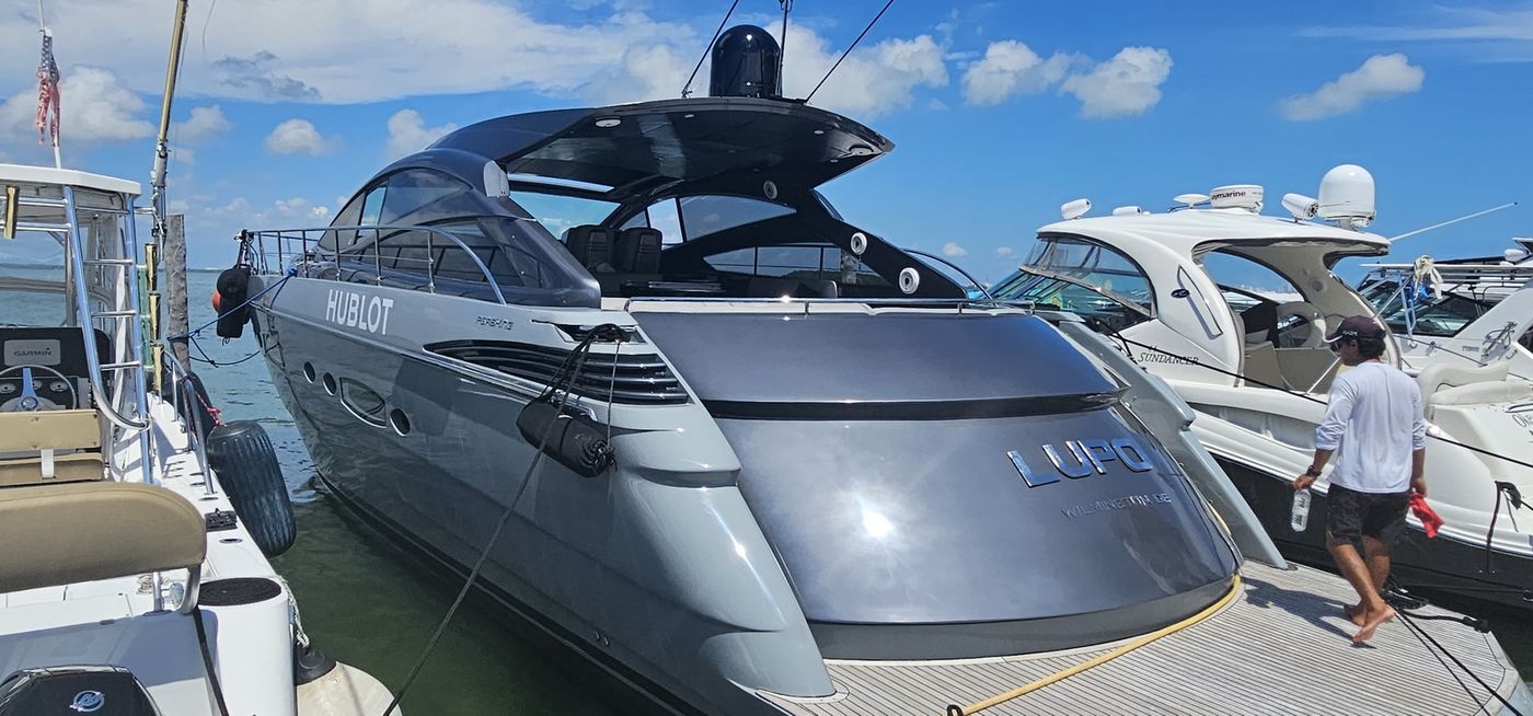 Pershing 60 Luxury Yacht Charter in Cancun