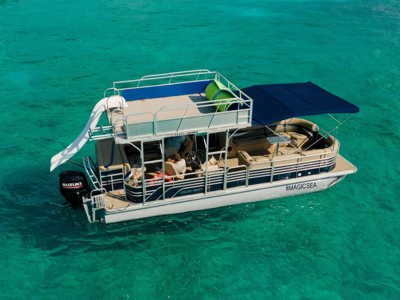 Pontoon to Isla Mujeres