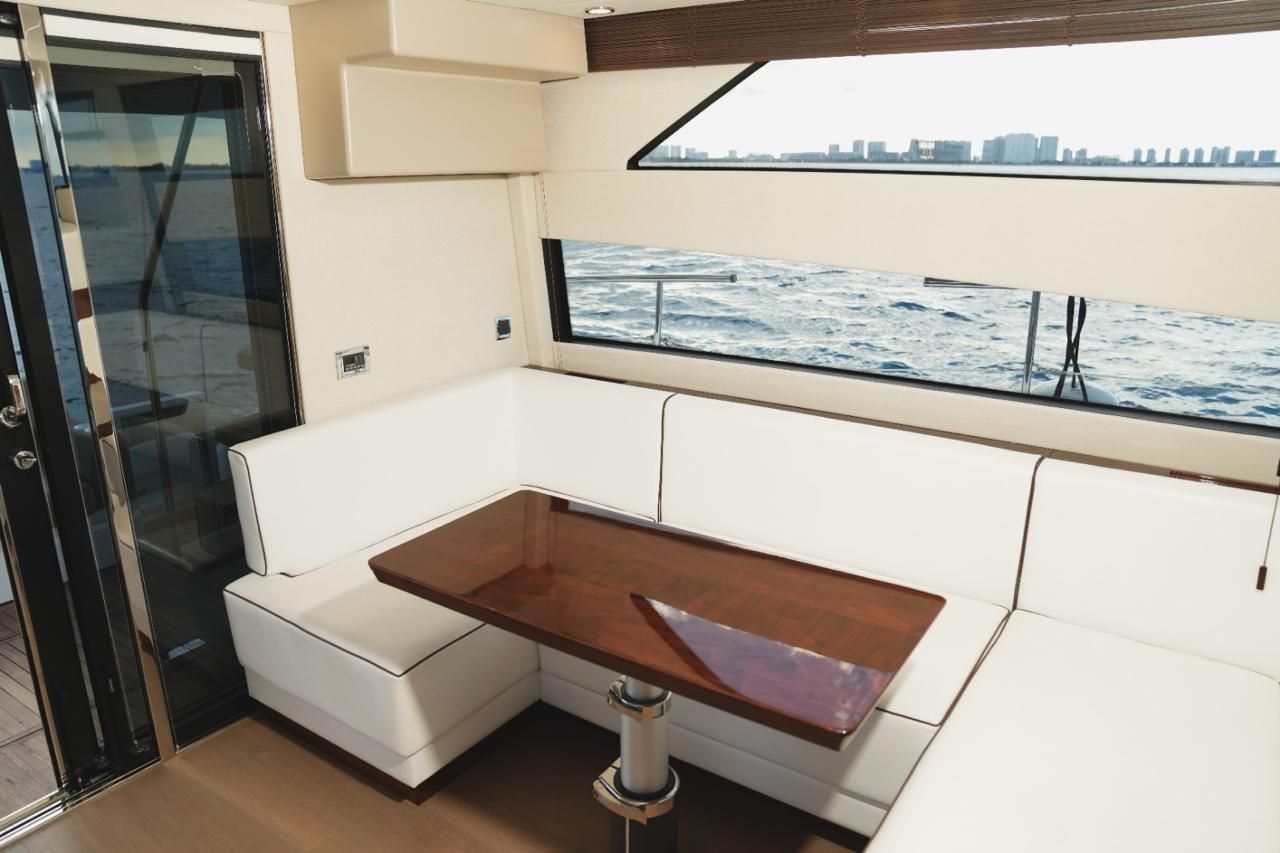 Fairline 53 ft Luxury Flybridge Yacht (2022)