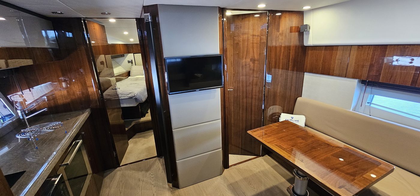 Fairline 53 ft Luxury Flybridge Yacht (2022)