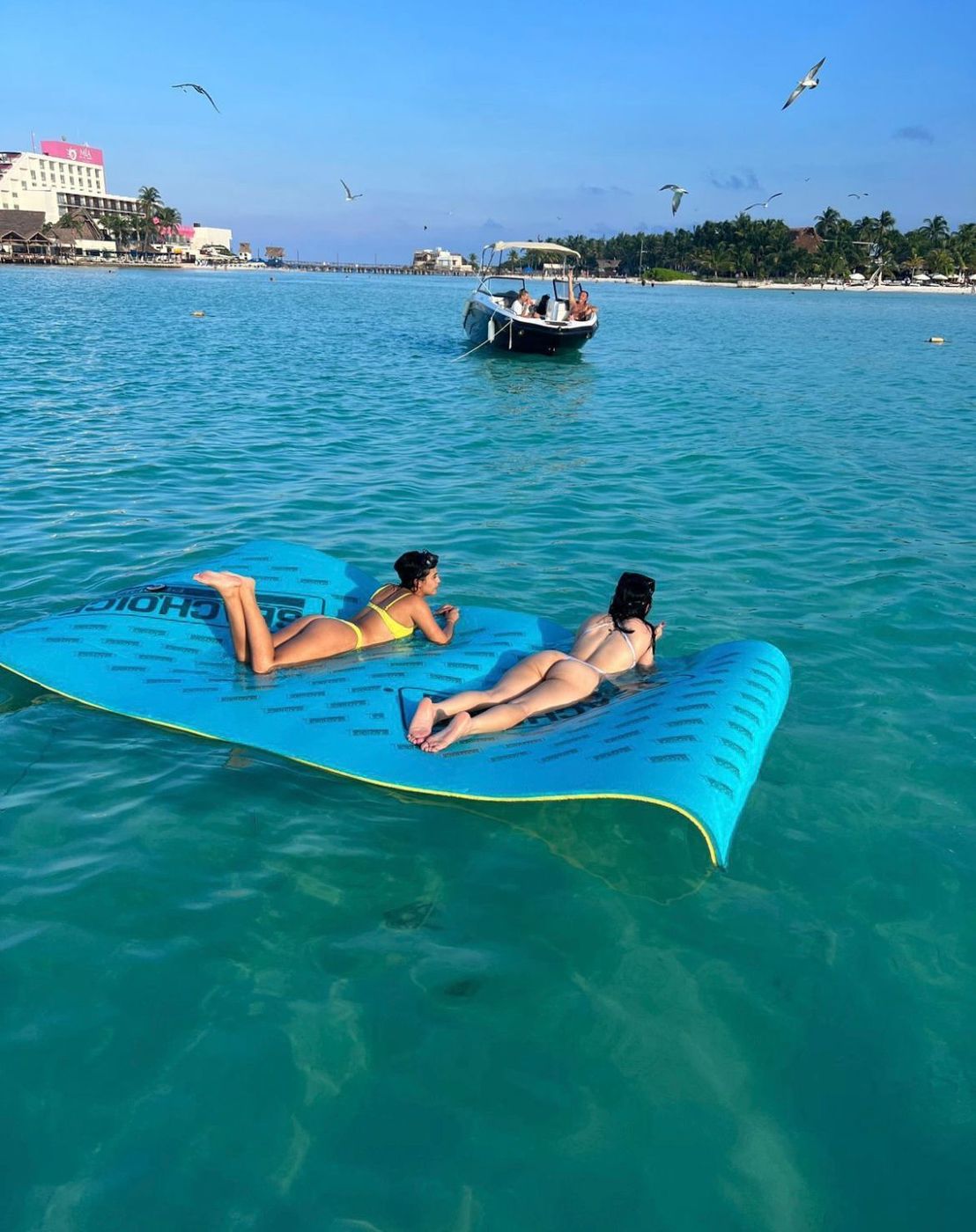 Premier 42 ft Yacht Charter in Cancun
